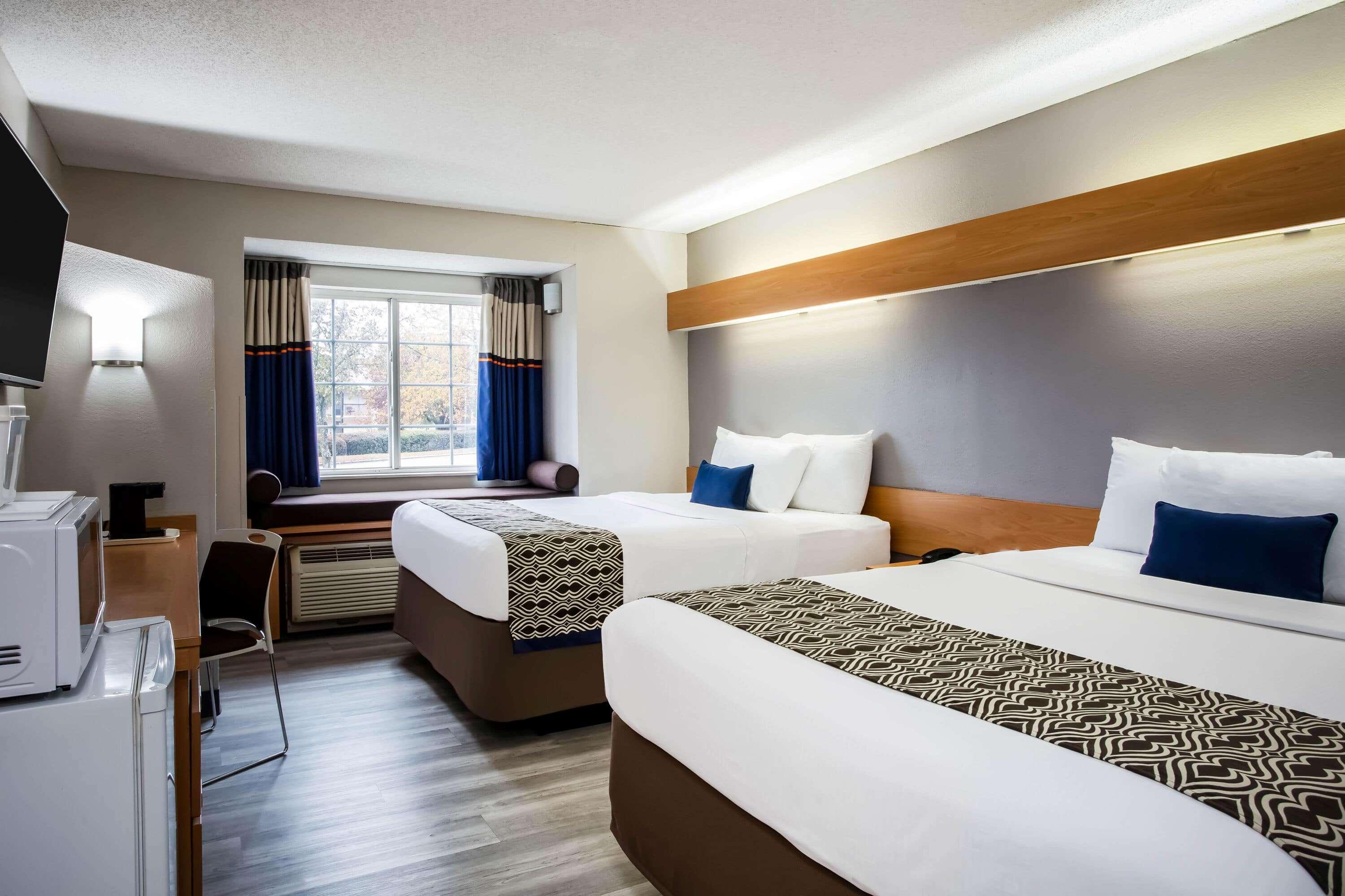 Microtel Inn & Suites By Wyndham Southern Pines Pinehurst Exterior foto